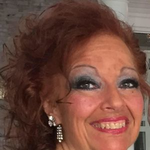 Meet your Posher, Annette